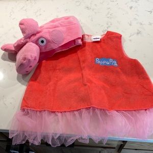 Peppa pig costume size 2T